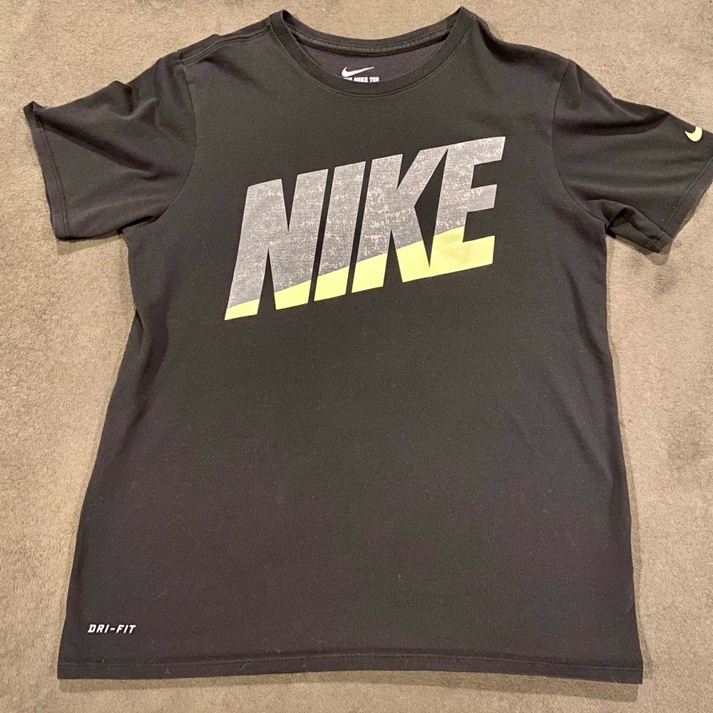 Nike Shirt
